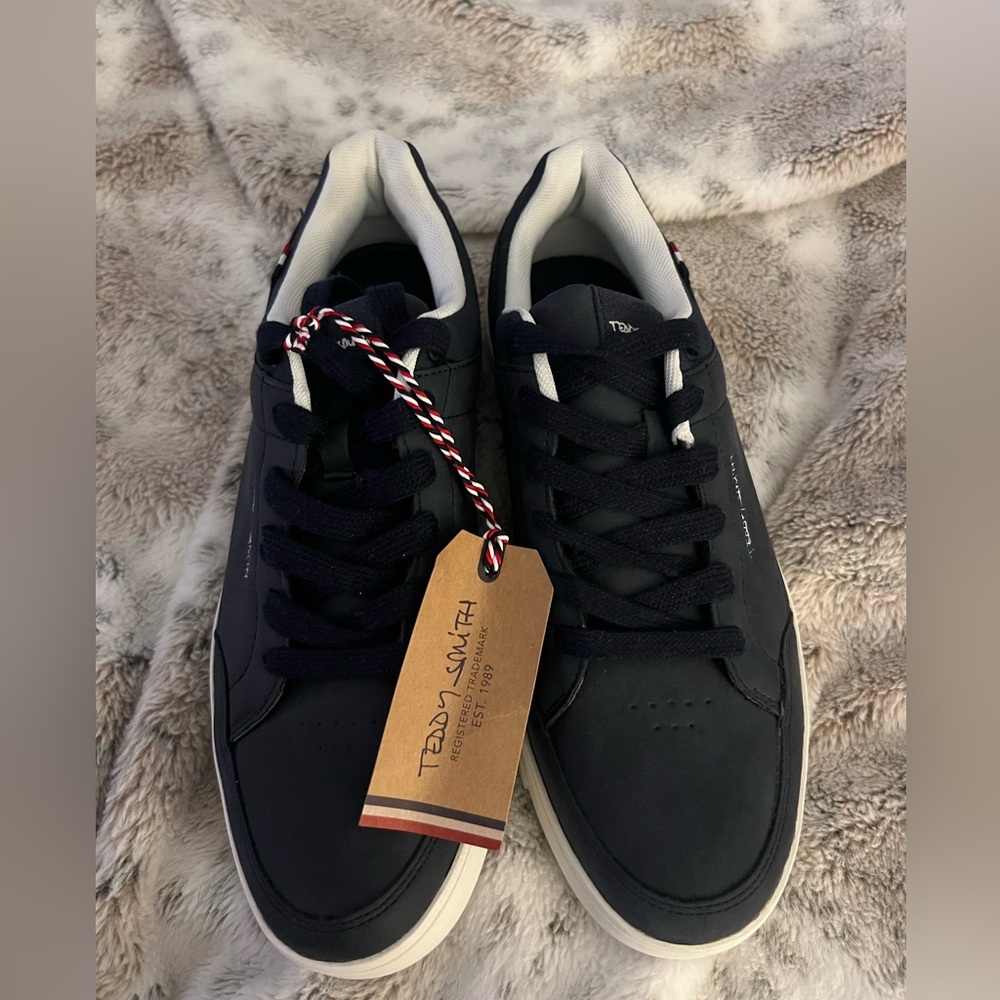 Men’s dress shoes